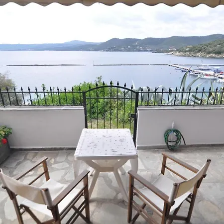 Zennova #42 Sky & Sea Tatil Evi *